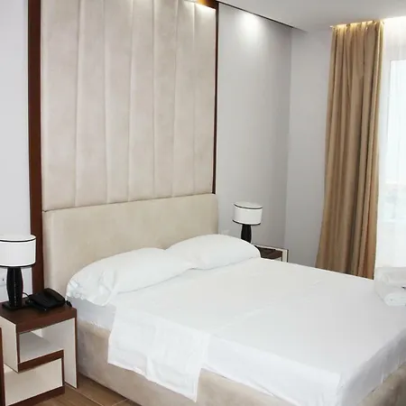 Hotel Miami Ii