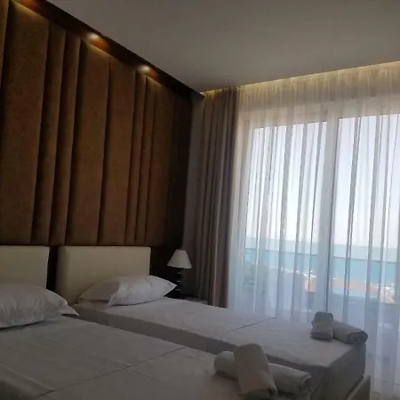 Miami Ii Hotel Kavaje